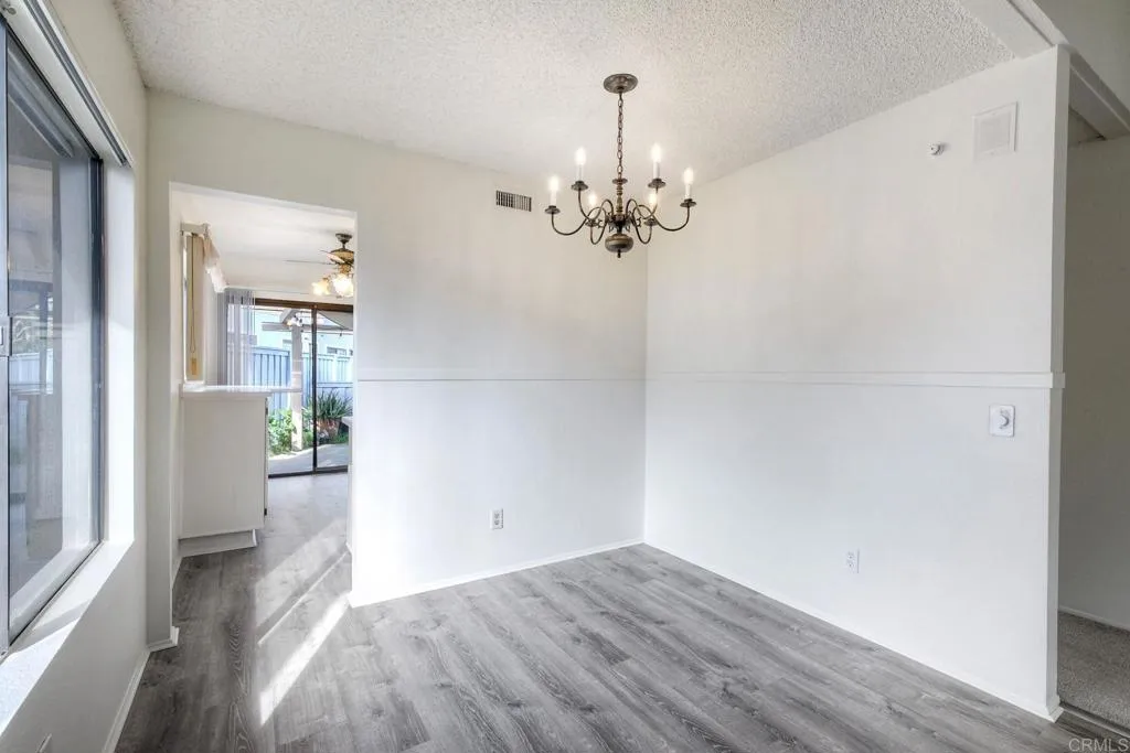 https://cdn.realtyfeed.com/cdn/127/306638181/09469b46d3b86ad29388e4b329e98c39.webp