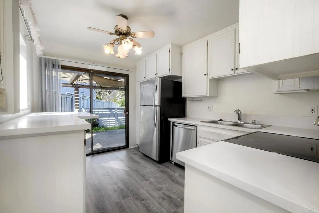 https://cdn.realtyfeed.com/cdn/127/306638181/ab5ed8611bb1e2776433a5fef74d9de9.webp