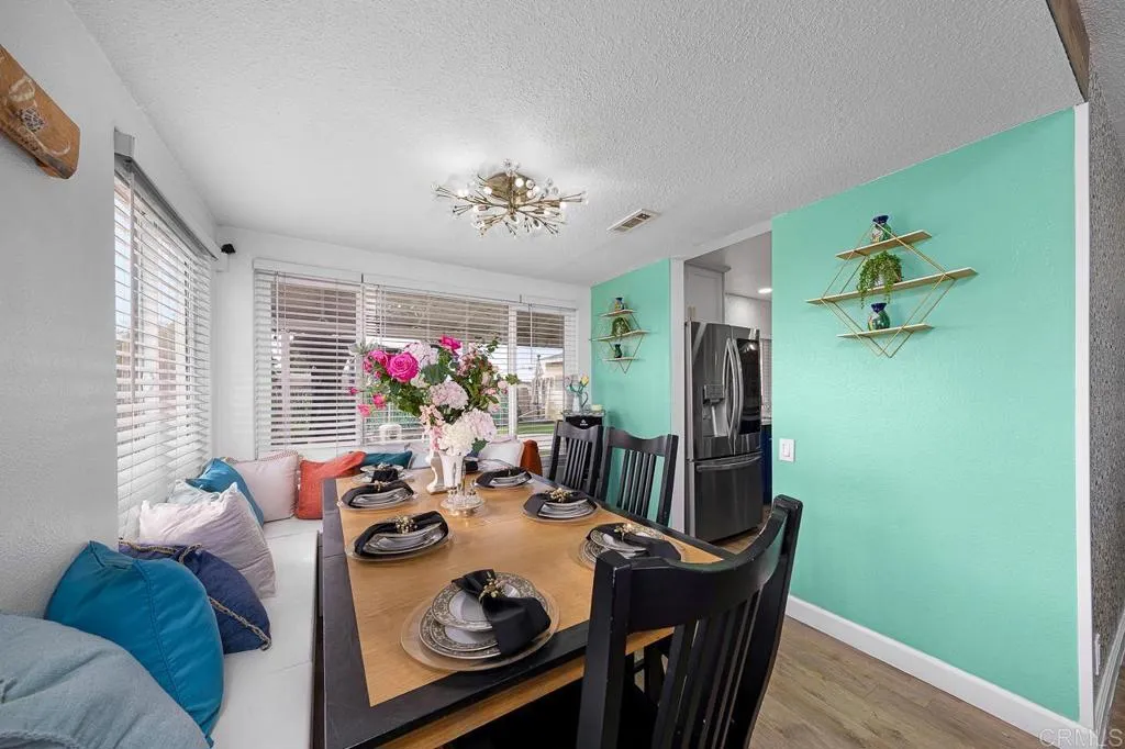 https://cdn.realtyfeed.com/cdn/127/306638284/f6d309f47521a9eec6479bb5951bda99.webp