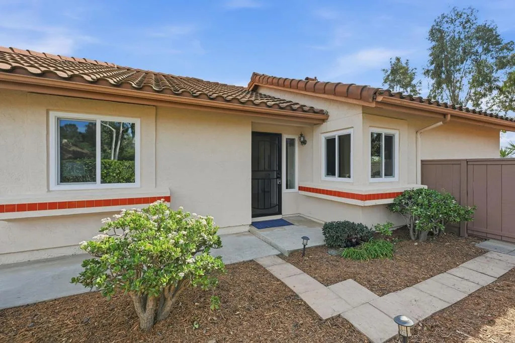 https://cdn.realtyfeed.com/cdn/127/306638291/bc2e95dcea30b8f223ceb525552853f8.webp