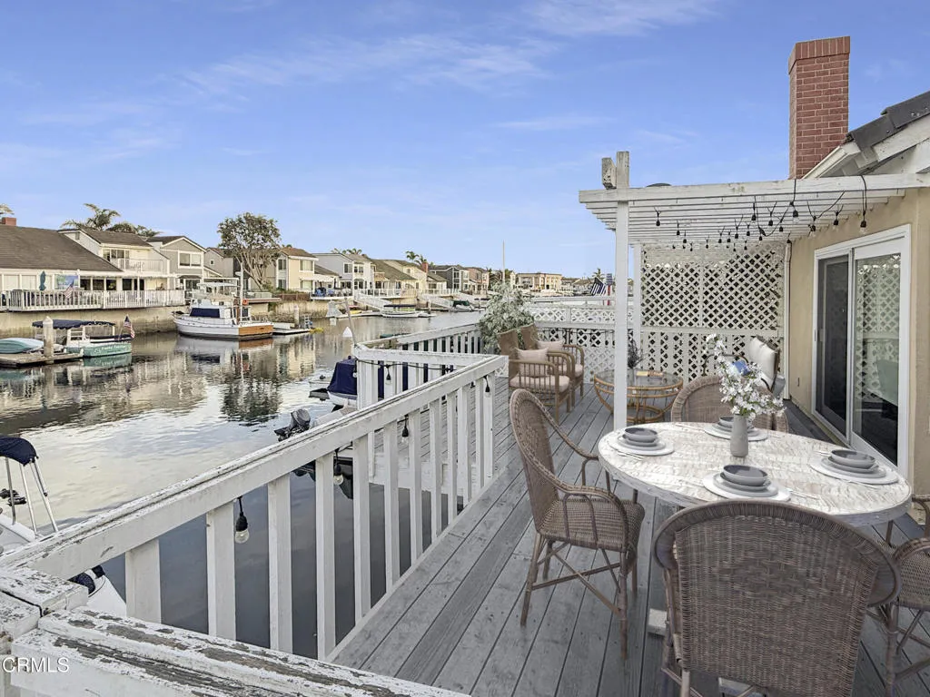 2010 Kingsbridge Way, Oxnard, CA, 93035