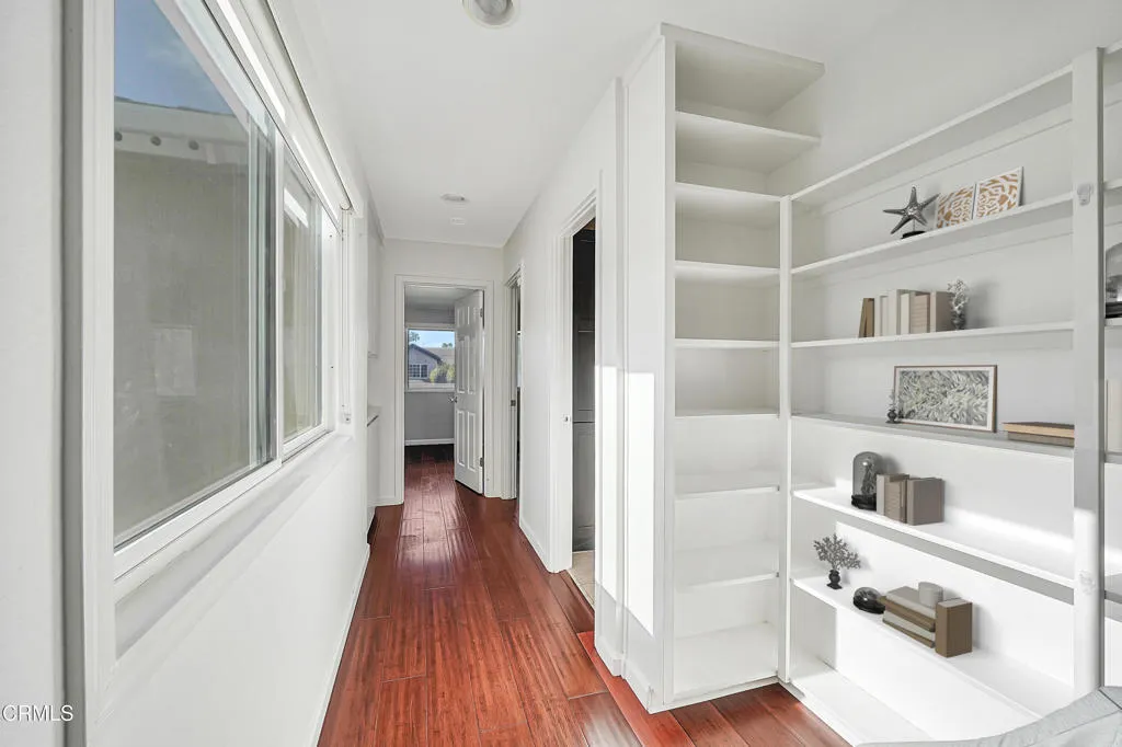 2010 Kingsbridge Way, Oxnard, CA, 93035