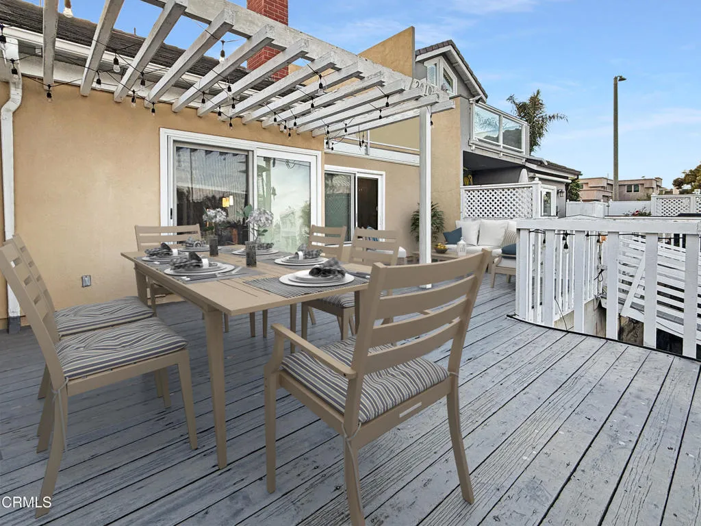 2010 Kingsbridge Way, Oxnard, CA, 93035