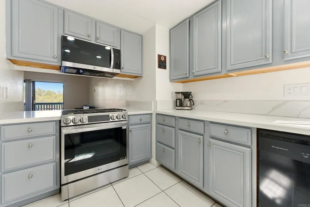 https://cdn.realtyfeed.com/cdn/127/306638319/28ffc47527ad9de7312627b2dd05e23f.webp