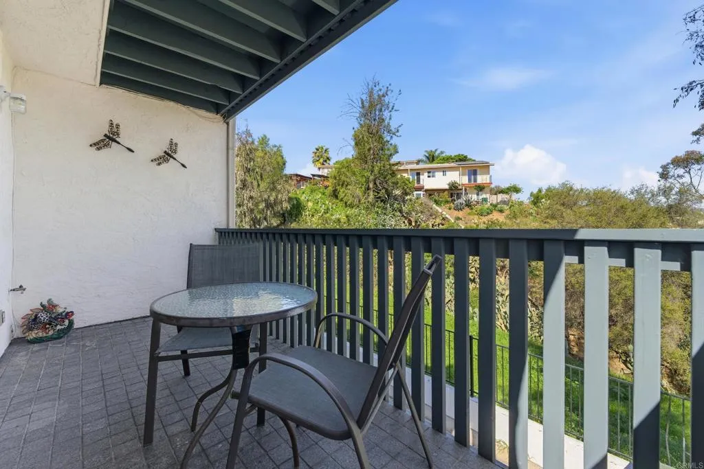 https://cdn.realtyfeed.com/cdn/127/306638319/378598af801f461e737bab5a12c5ee1f.webp