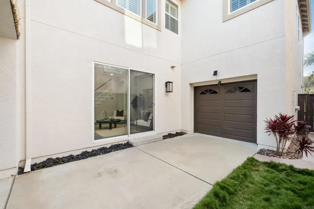https://cdn.realtyfeed.com/cdn/127/306638333/166c395a08564d55ed00245c660c1687.webp