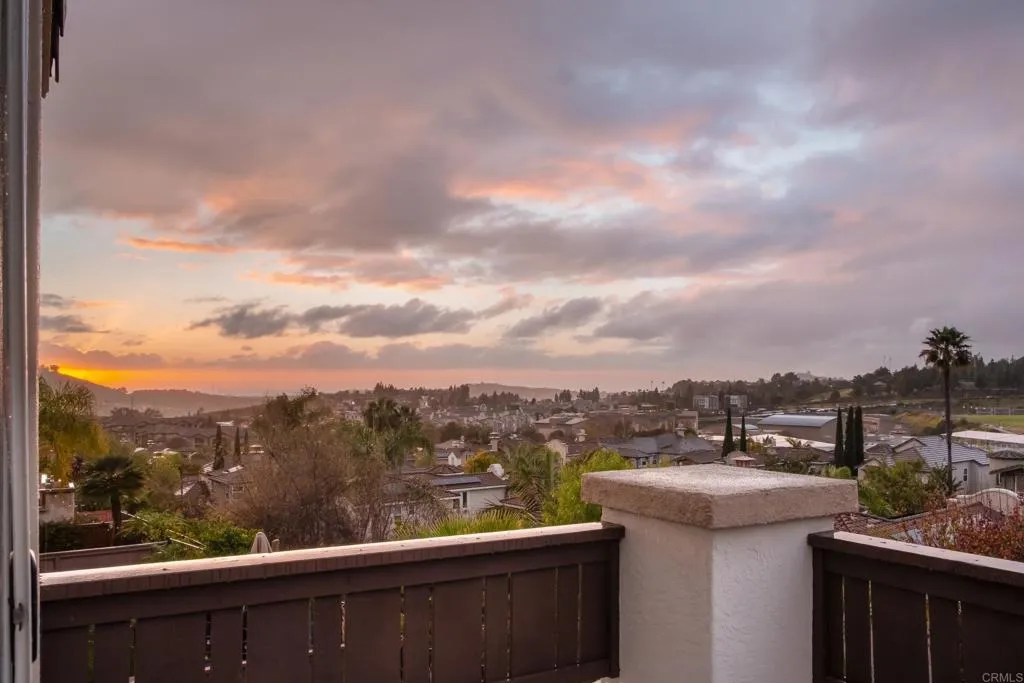 https://cdn.realtyfeed.com/cdn/127/306638333/f70b027056a7bd84c65998070ff4d876.webp