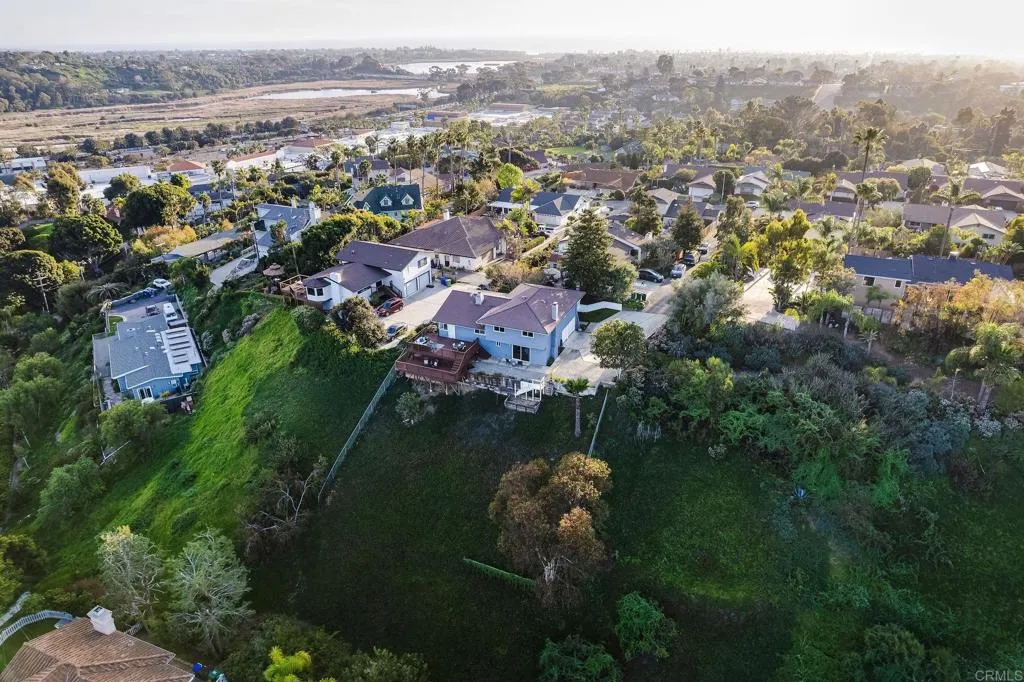 https://cdn.realtyfeed.com/cdn/127/306638347/4b742043fd383005bc6e42755308e6c9.webp