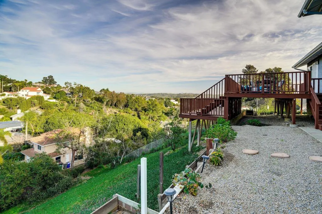 https://cdn.realtyfeed.com/cdn/127/306638347/a93b1bd97431cac5948a55e3782c9cb6.webp