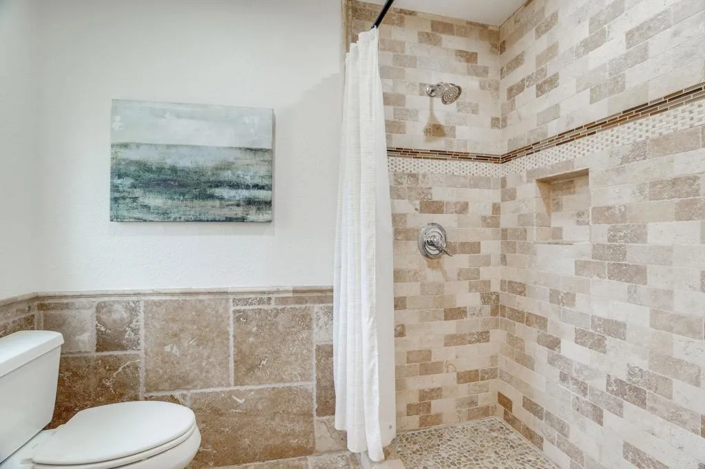 https://cdn.realtyfeed.com/cdn/127/306638347/d3d74c6fa6e9743080a1bfd05aa5234b.webp