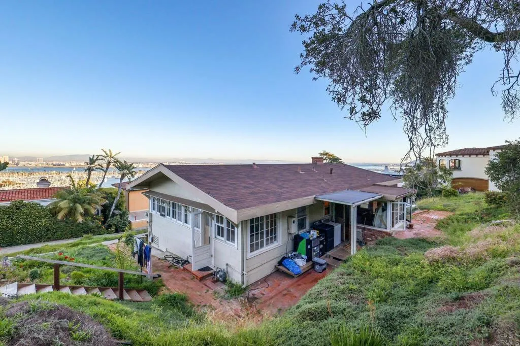 https://cdn.realtyfeed.com/cdn/127/306638390/68be420ac83382028d4d9f928e86dfab.webp
