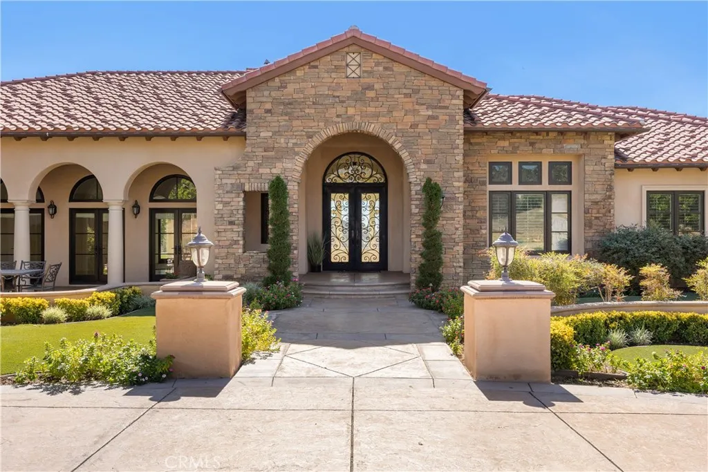 10727 W Stallion Ranch Road