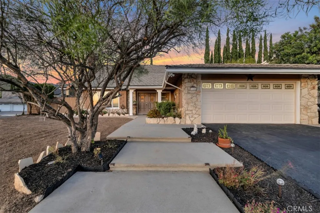 19081 Braemore Road, Porter Ranch, CA 91326 - Photo 4 of 58, Porter Ranch, CA