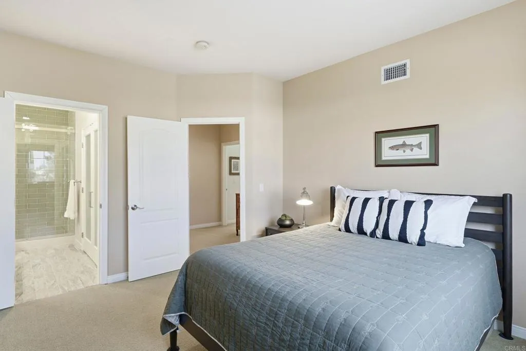 https://cdn.realtyfeed.com/cdn/127/306638585/37c0b0bf0b23004ede4573c2f882112d.webp