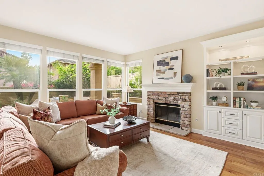 https://cdn.realtyfeed.com/cdn/127/306638585/6af21d32d1ba62c8b6cc608a40addb53.webp