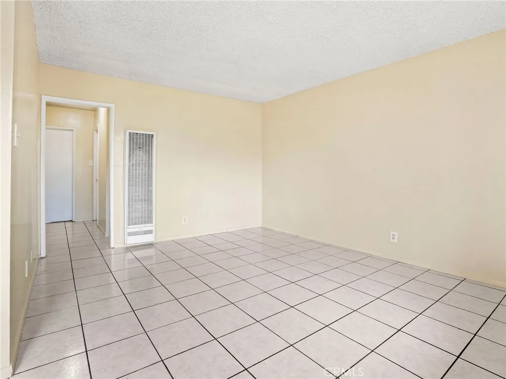9918 Ramona Unit 6, Bellflower, CA 90706 - Photo 3 of 18, Bellflower, CA