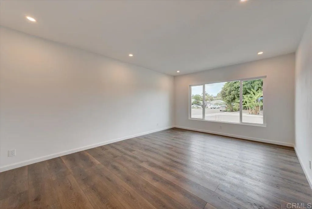 https://cdn.realtyfeed.com/cdn/127/306638627/216c6c9badf43336fe84935783d6e97a.webp