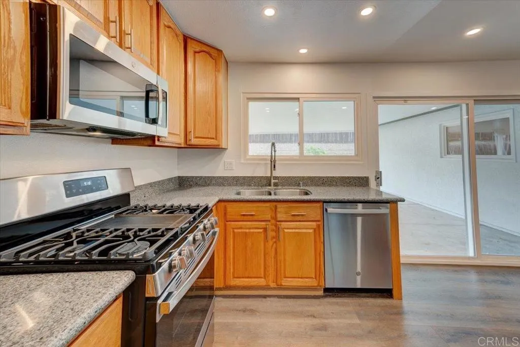 https://cdn.realtyfeed.com/cdn/127/306638627/55170adfde9c22f4d5150d15c6fe00b3.webp