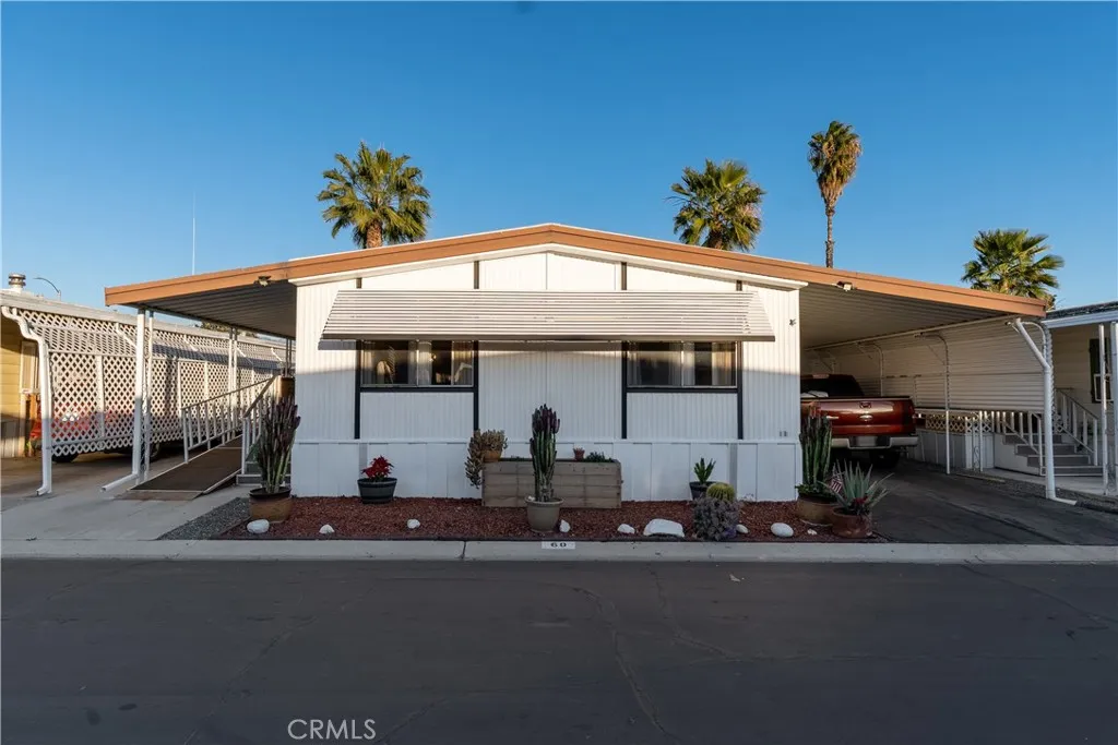 Hemet, CA 92543
