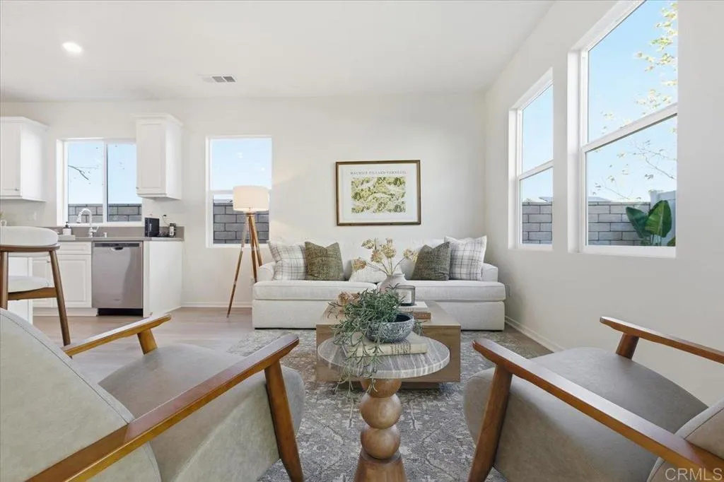 https://cdn.realtyfeed.com/cdn/127/306638647/a21d901b6aca614ad636f7eb698c3950.webp