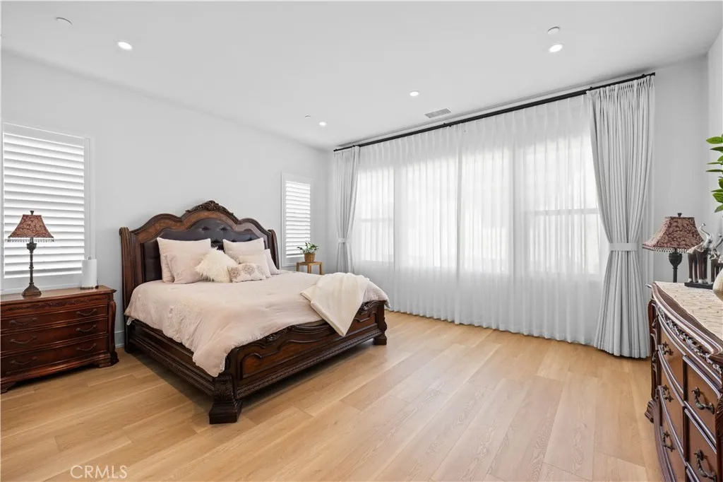 111 Orbit, Irvine, CA, 92618