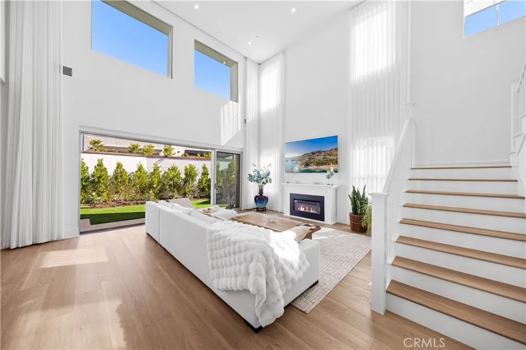 111 Orbit, Irvine, CA, 92618