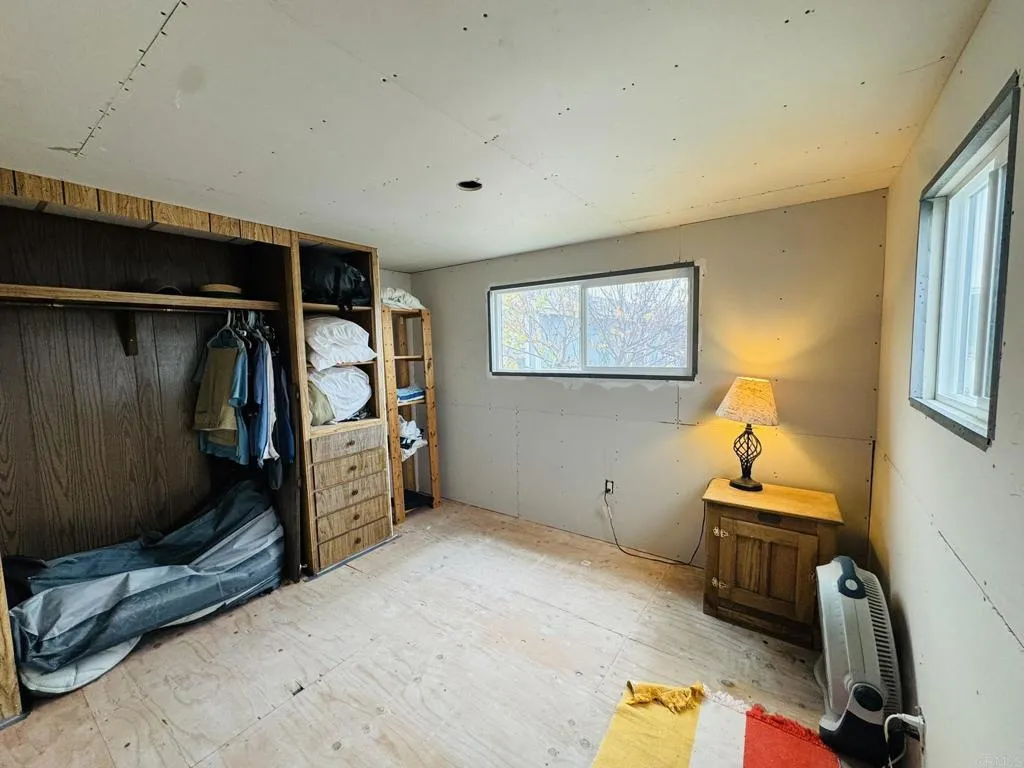 https://cdn.realtyfeed.com/cdn/127/306638745/86fe9a215a72bf520412d01ba704f7ac.webp