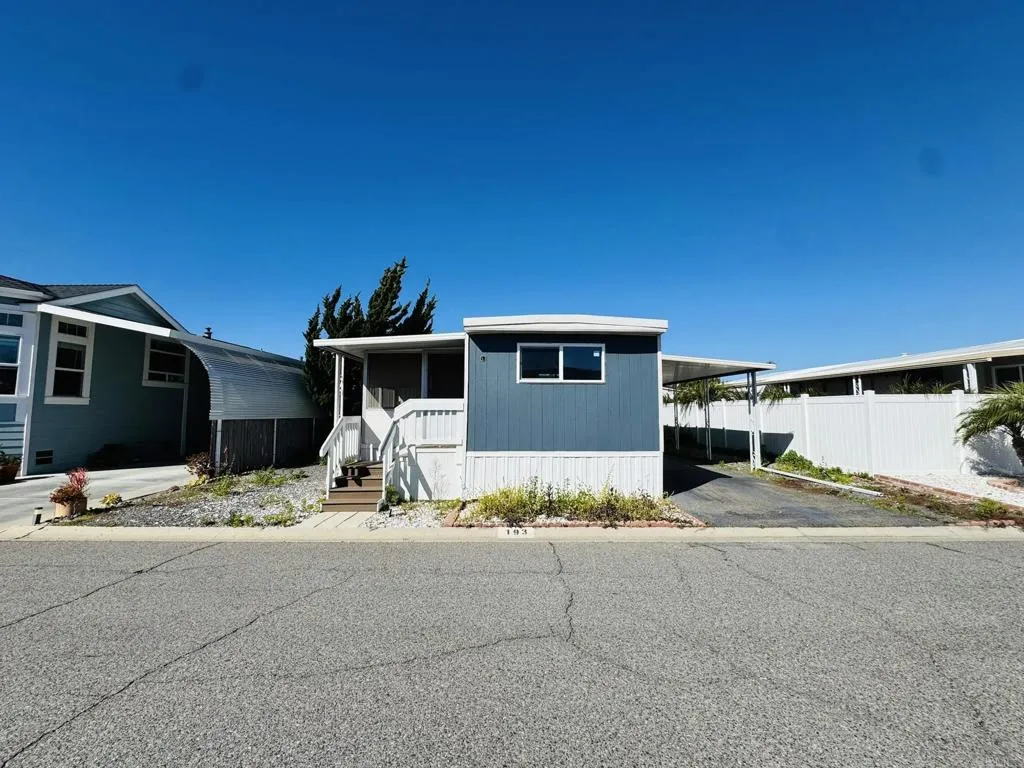 https://cdn.realtyfeed.com/cdn/127/306638745/f8f5608676d6b9248c0473db102fc06e.webp
