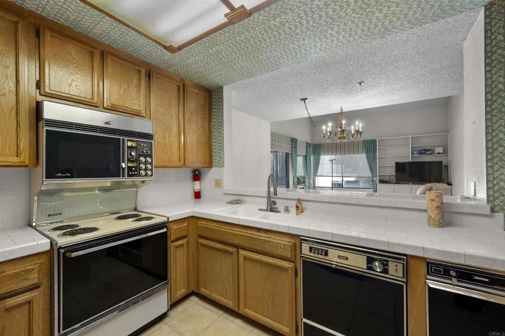 https://cdn.realtyfeed.com/cdn/127/306638751/4b95bd8472b12a8c3c263d52b9483037.webp