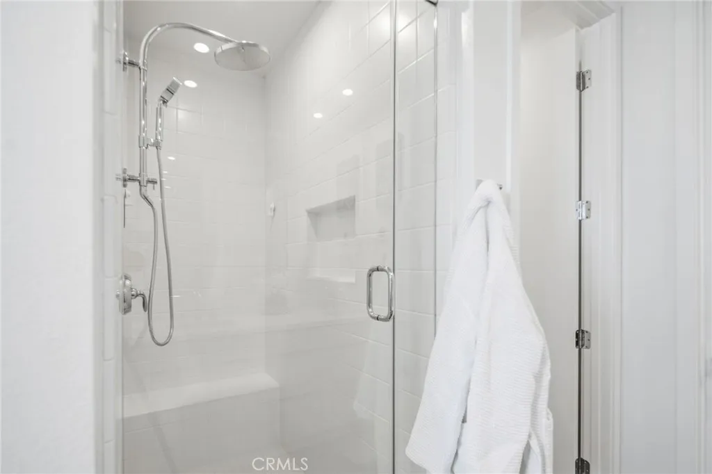 https://cdn.realtyfeed.com/cdn/127/306638804/48aa1823fadbe6152100b161b2b8700d.webp