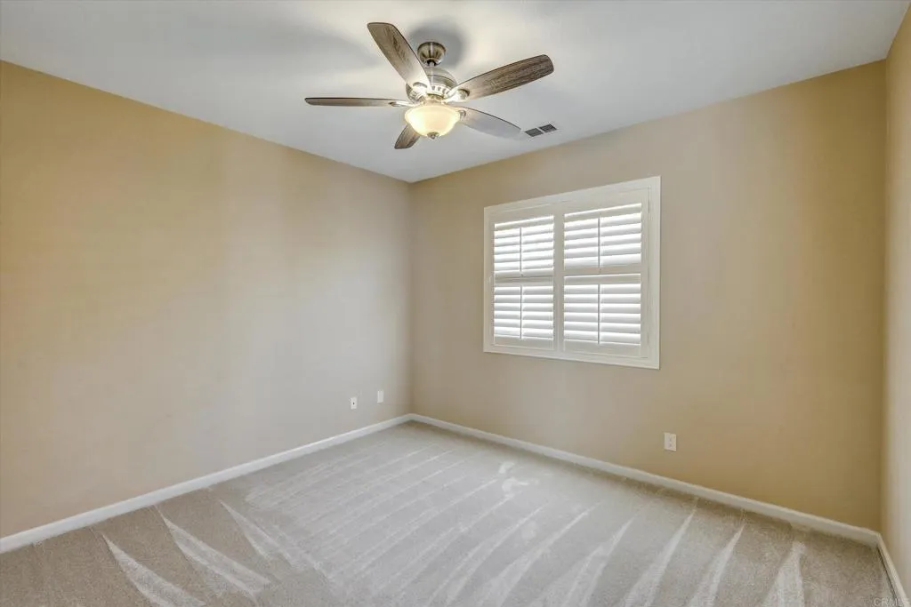 https://cdn.realtyfeed.com/cdn/127/306638820/999387bfe0eb3ba39c5ff226661f08a0.webp