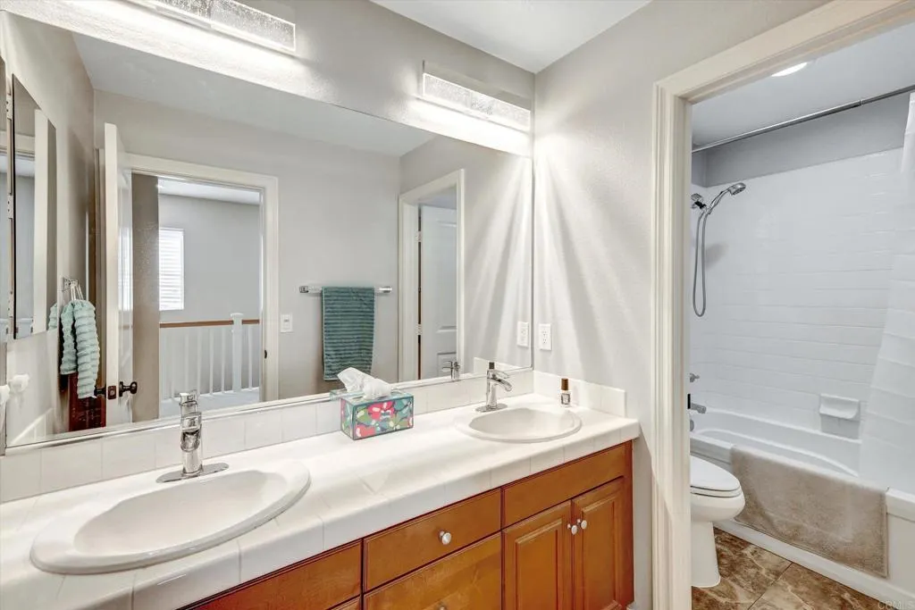 https://cdn.realtyfeed.com/cdn/127/306638820/b75382f193317d9446a08eeb1e7daaac.webp