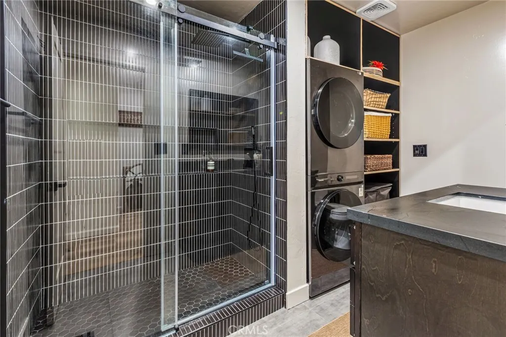 https://cdn.realtyfeed.com/cdn/127/306638923/4661569ca7c3dab5312a6a07f68f13dc.webp