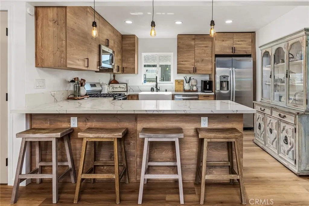 https://cdn.realtyfeed.com/cdn/127/306638923/4b1771a49a0c26f647f929486c2c1bfe.webp