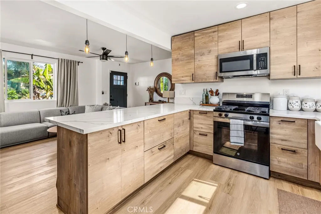 https://cdn.realtyfeed.com/cdn/127/306638923/b0289d06b950316f5817e950825da36c.webp