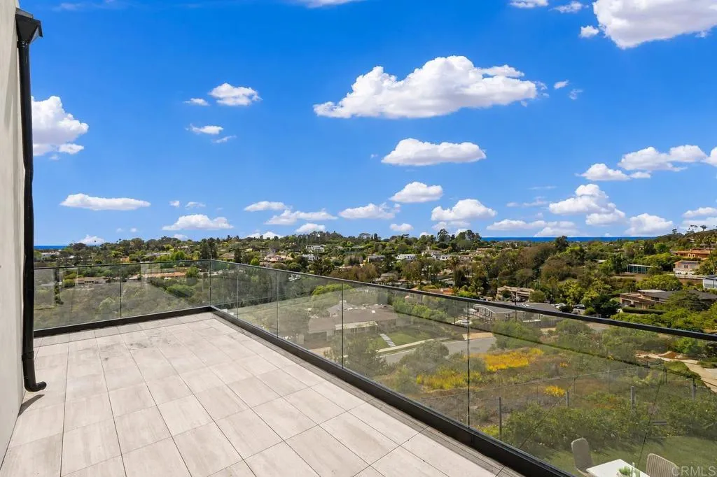 https://cdn.realtyfeed.com/cdn/127/306639001/1c26a1001a9e09ed63993593c36261f3.webp