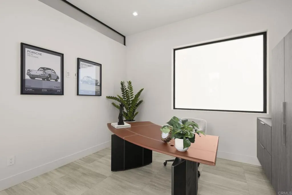 https://cdn.realtyfeed.com/cdn/127/306639001/39725f1d38ab96d154af86eefc2b7285.webp
