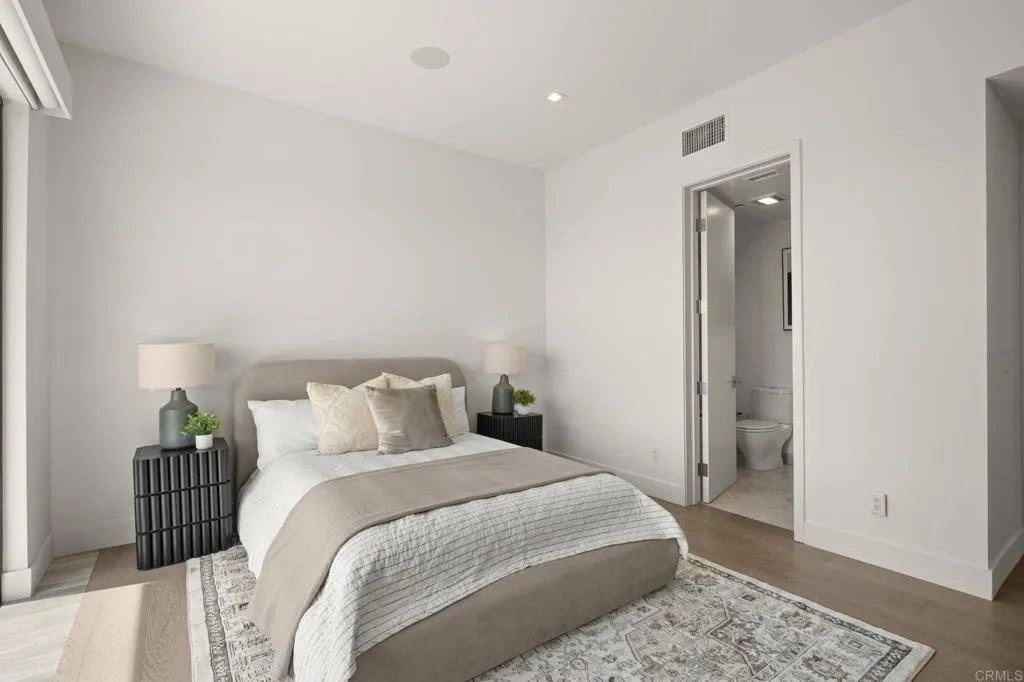 https://cdn.realtyfeed.com/cdn/127/306639001/5cf09e96e44ad4aa9815992769cf42dc.webp