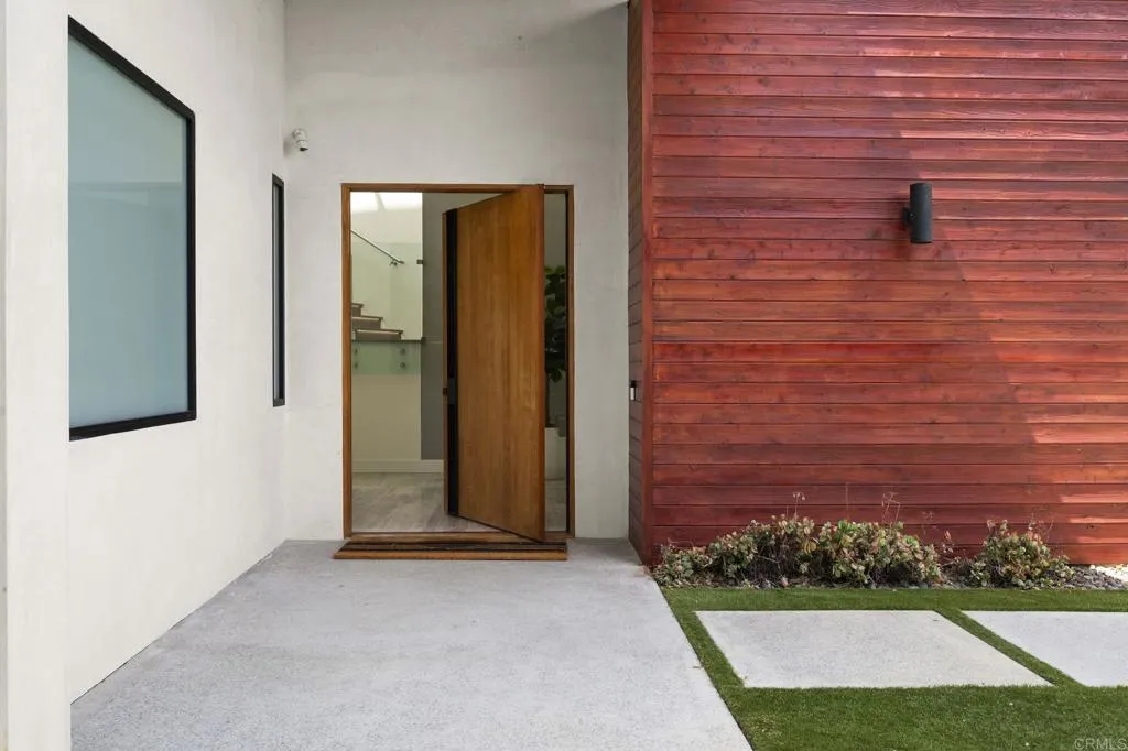 https://cdn.realtyfeed.com/cdn/127/306639001/64d99134f65c2bbb77531b9892040003.webp