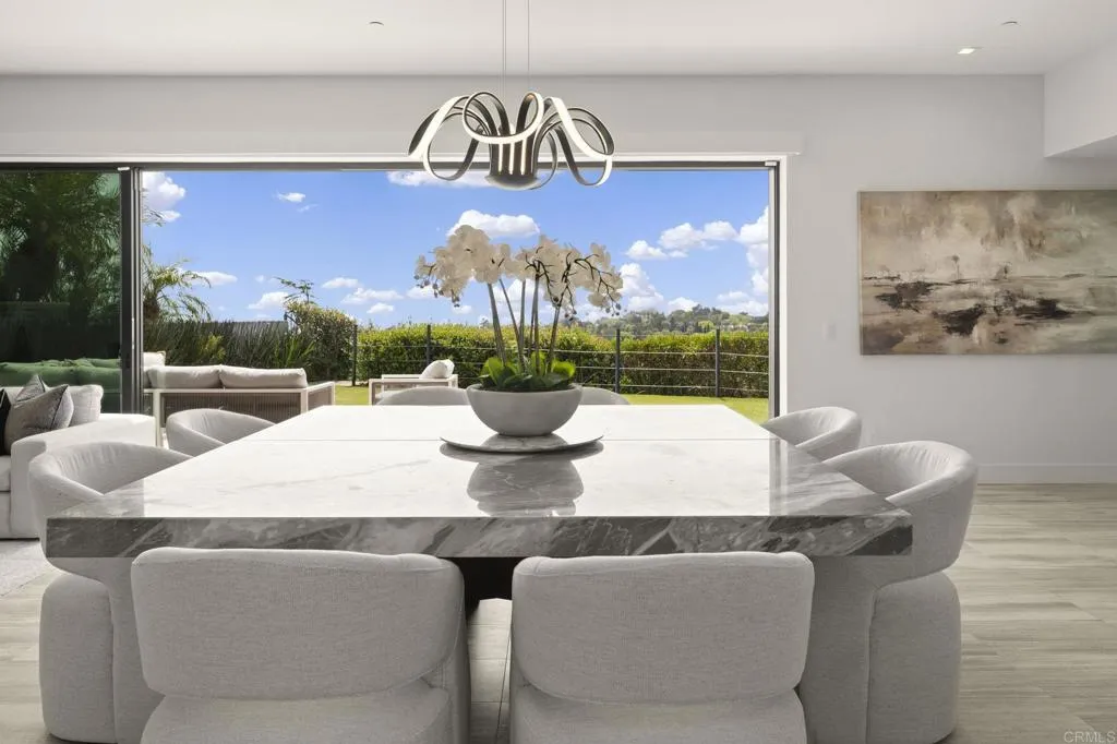 https://cdn.realtyfeed.com/cdn/127/306639001/8d01a8f3badc1d8257d084d30acfb98d.webp