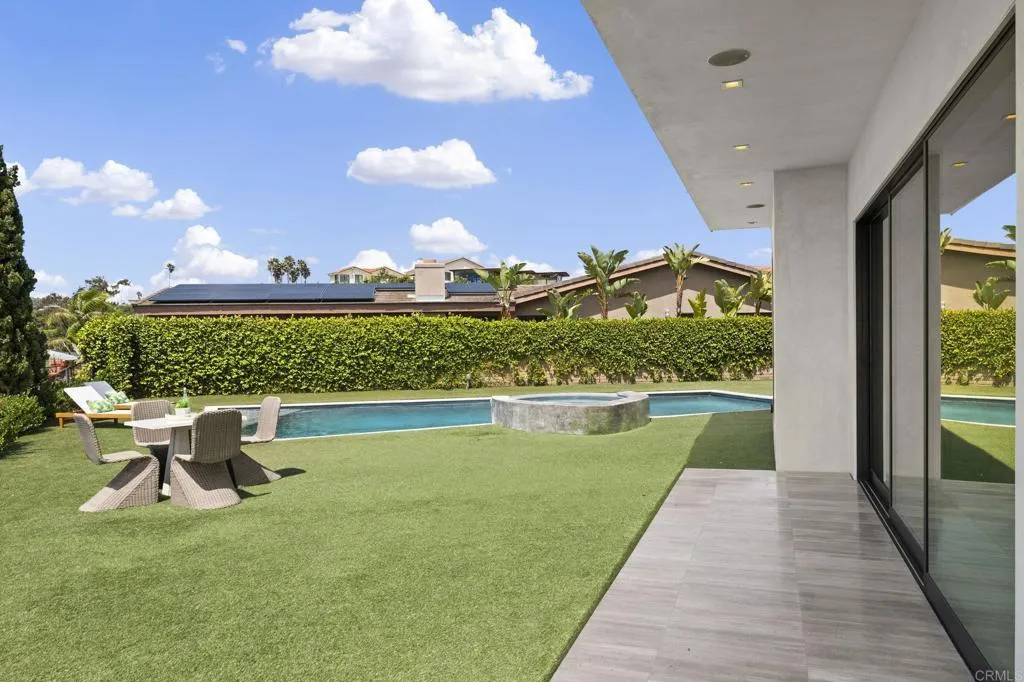 https://cdn.realtyfeed.com/cdn/127/306639001/93e6910bde3572b6f015b3efc925011c.webp