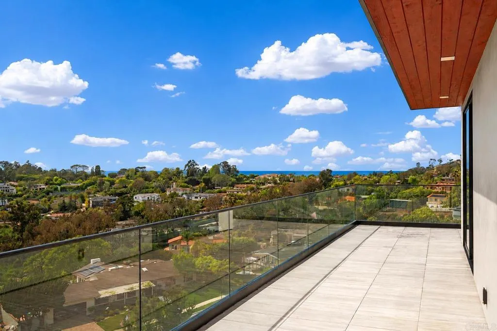 https://cdn.realtyfeed.com/cdn/127/306639001/b7c156a6d224b3d305bc5748c354f258.webp