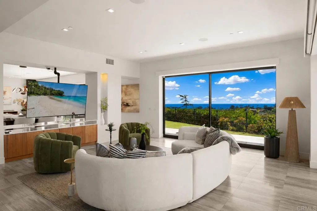 https://cdn.realtyfeed.com/cdn/127/306639001/d0b357f2798607749f4be69215ec89fe.webp
