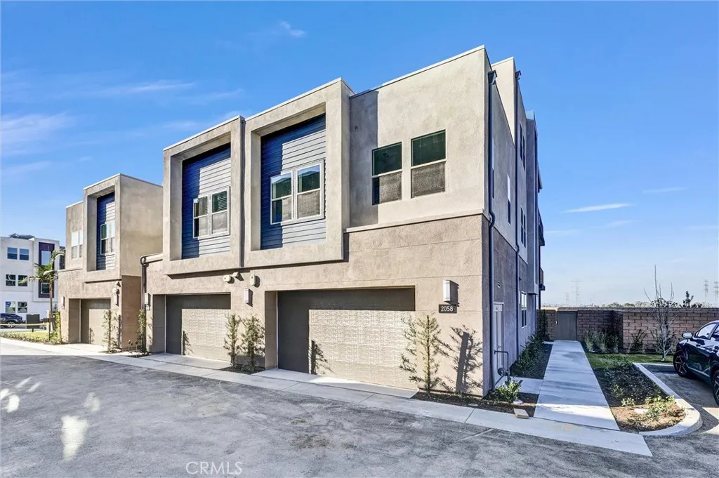 2058 Hollyleaf, Montebello, CA 90640 - Main photo, Montebello, CA