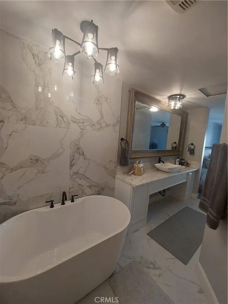 Photo #6: OC26028775 Listing: Photo #6