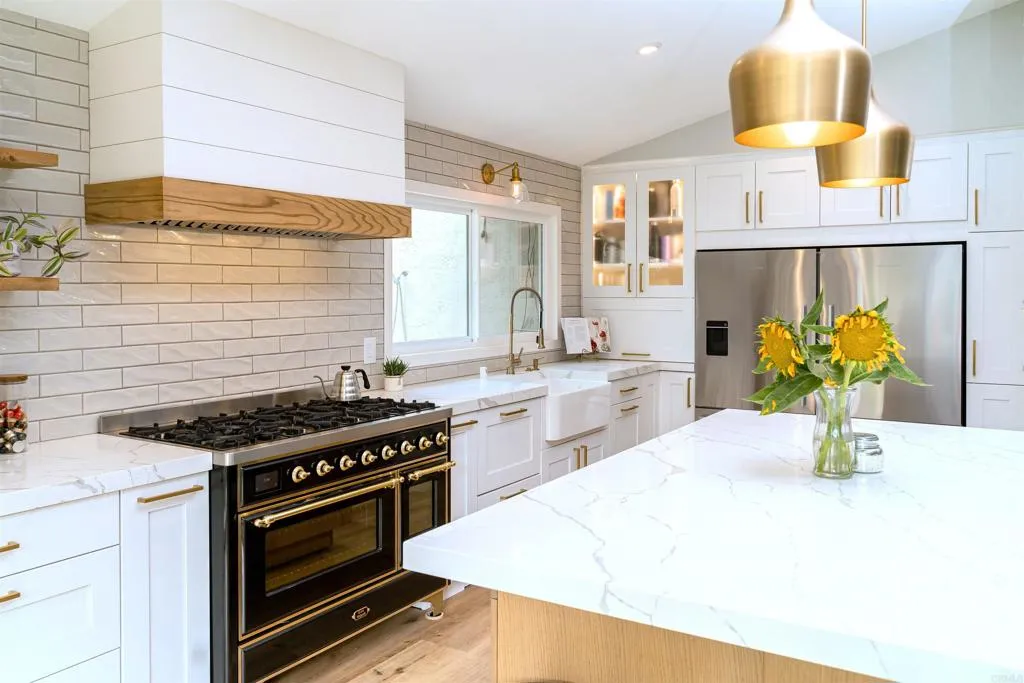 https://cdn.realtyfeed.com/cdn/127/306639132/2bb7952e7c15ee15c43bfdf4d2e65e1f.webp