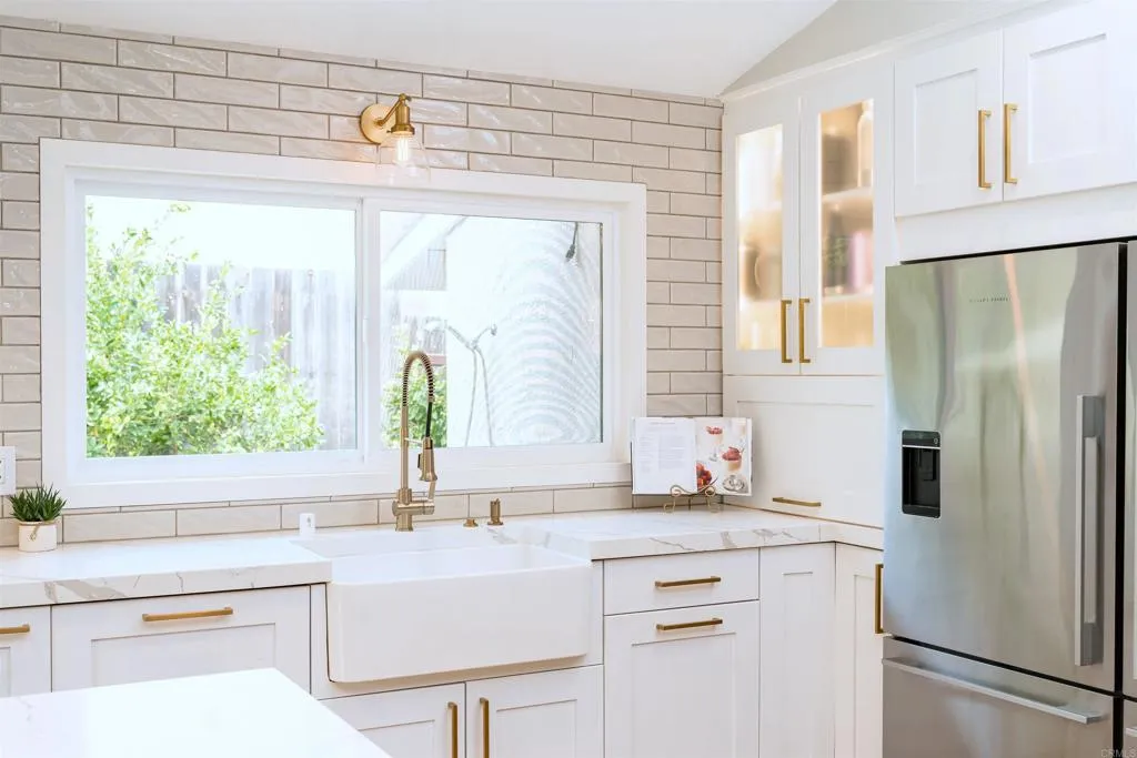 https://cdn.realtyfeed.com/cdn/127/306639132/ce8090dea4f1f8b3901c25baa8cd9fef.webp
