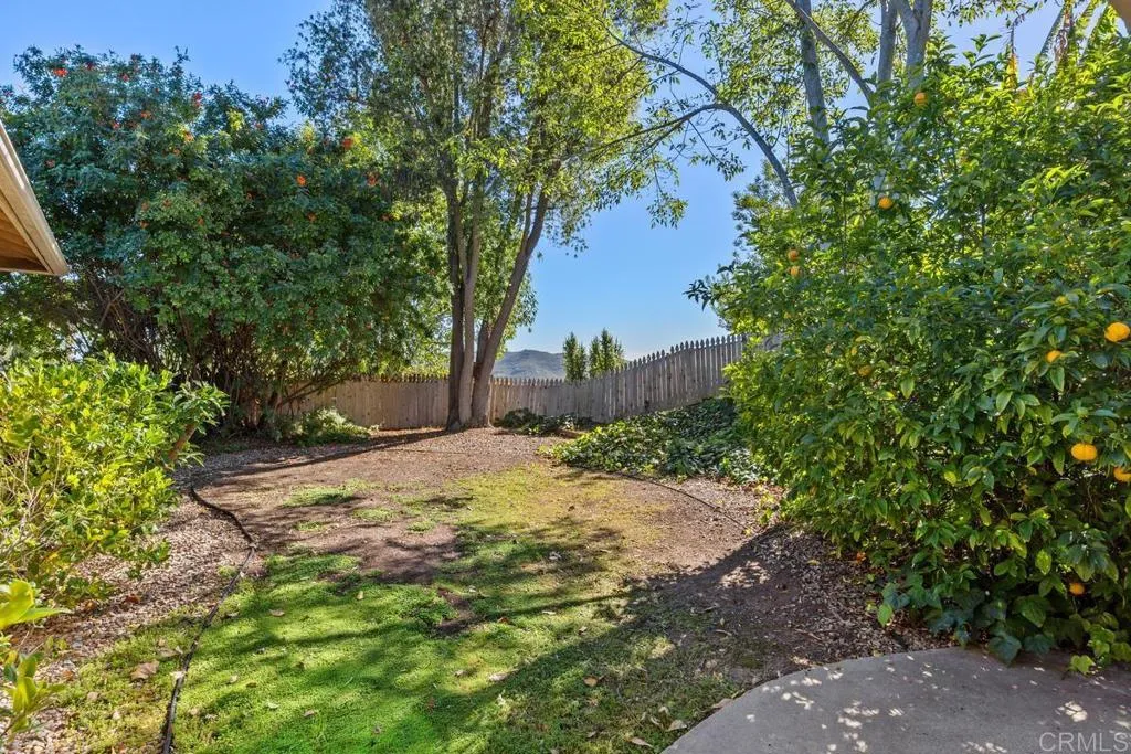 https://cdn.realtyfeed.com/cdn/127/306639179/124bb6ca9ff4eb2811dadd77f115bbac.webp