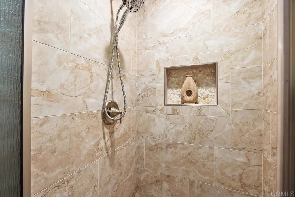 https://cdn.realtyfeed.com/cdn/127/306639179/1614e54e048cc4ed30a97f609b9bca03.webp