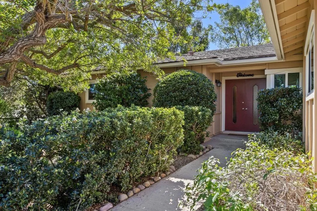 https://cdn.realtyfeed.com/cdn/127/306639179/1ba1eead51969441e1a0f200ad8ebd90.webp